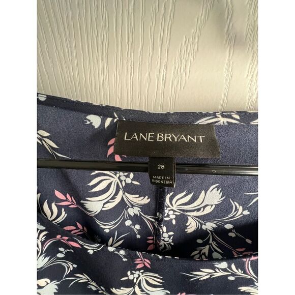 Lane Bryant Floral Pattern Short Sleeve Blouse With Ruffled Sleeves - Picture 3 of 5